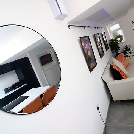 New Spacious 2 Bed Getaway - Private Courtyard! - Underfloor Heating Cardiff Exterior foto