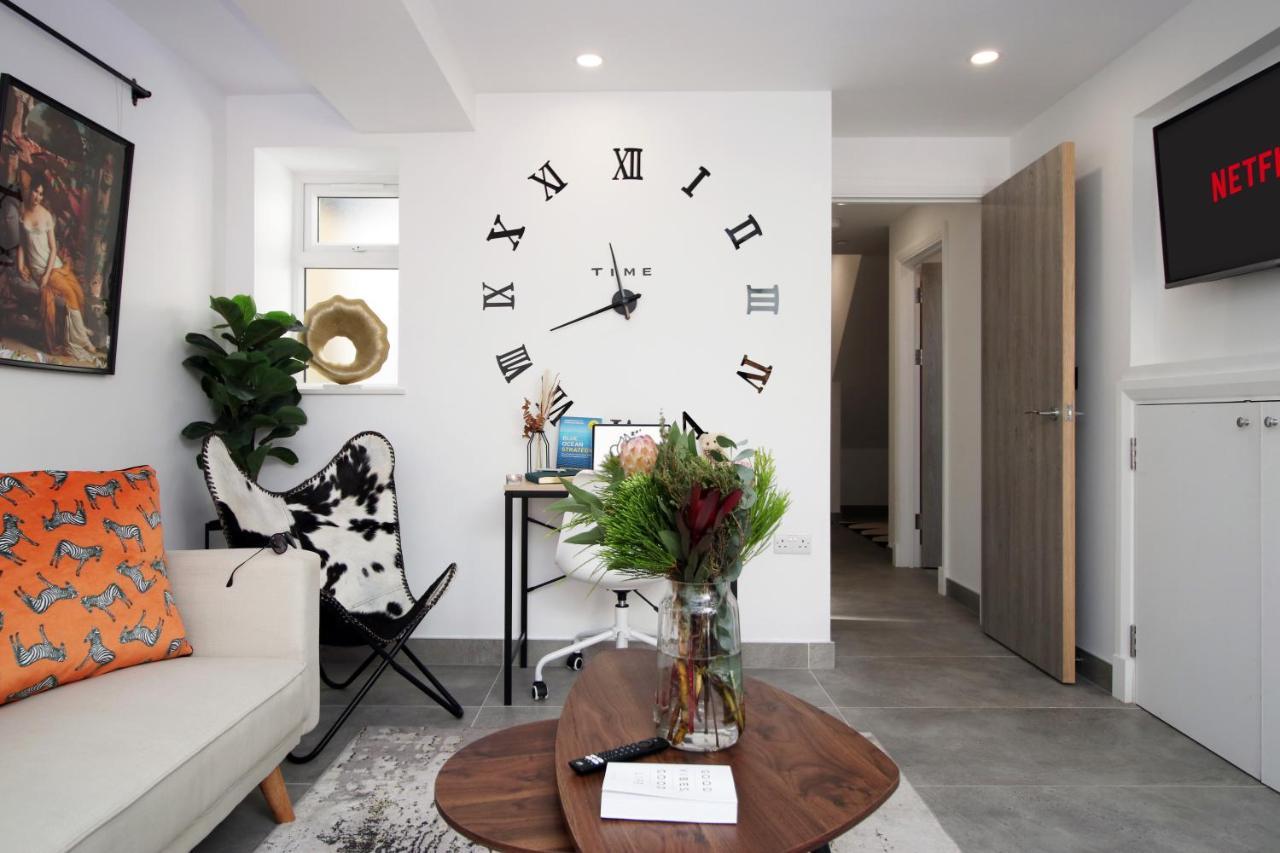 New Spacious 2 Bed Getaway - Private Courtyard! - Underfloor Heating Cardiff Exterior foto